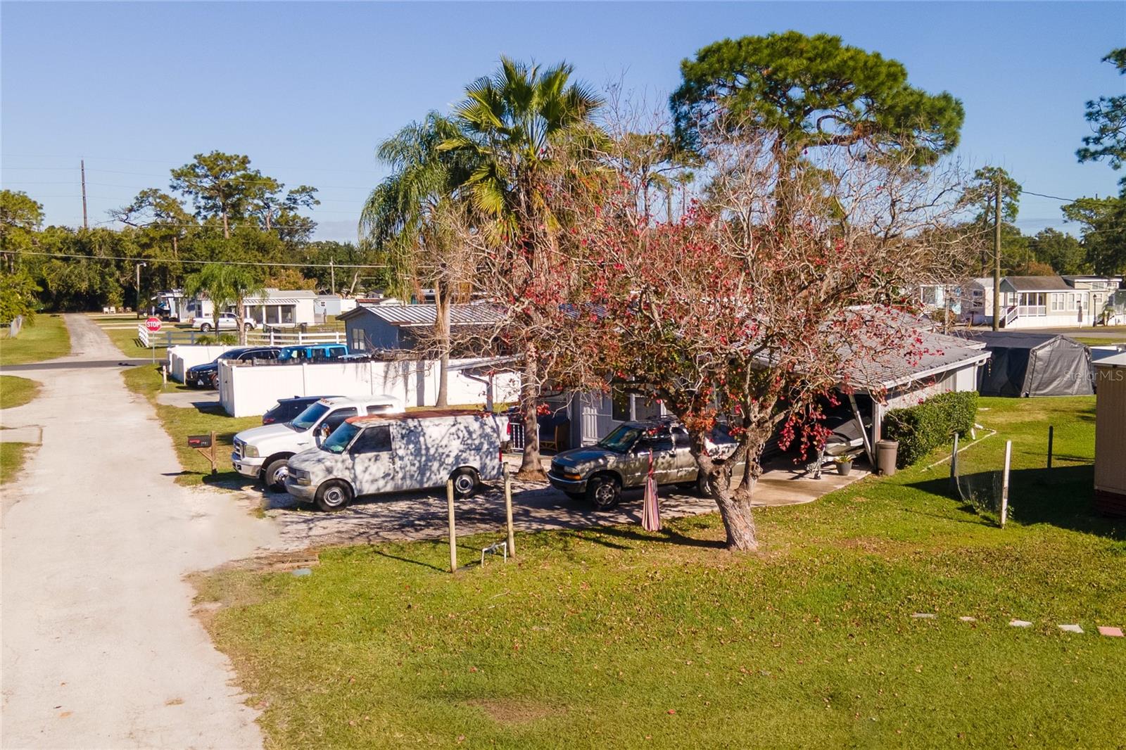 LEE BEL PARK - Residential