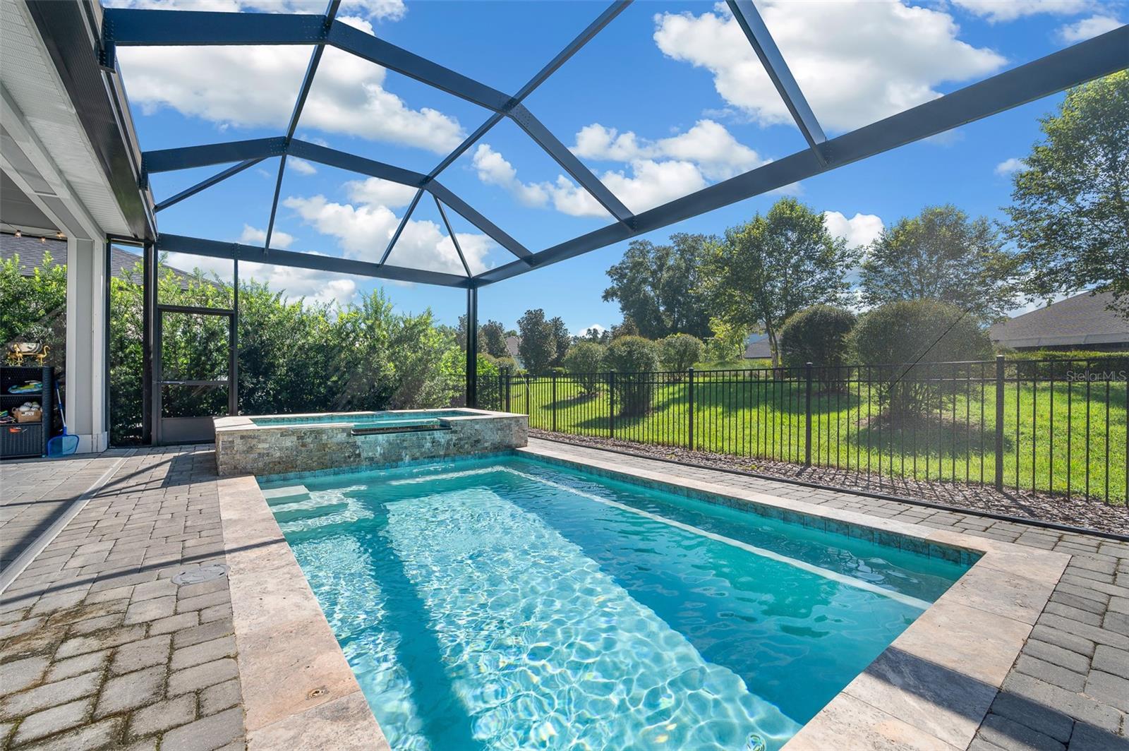 OAKMONT PH 3 PB 35 PG 60 - Residential