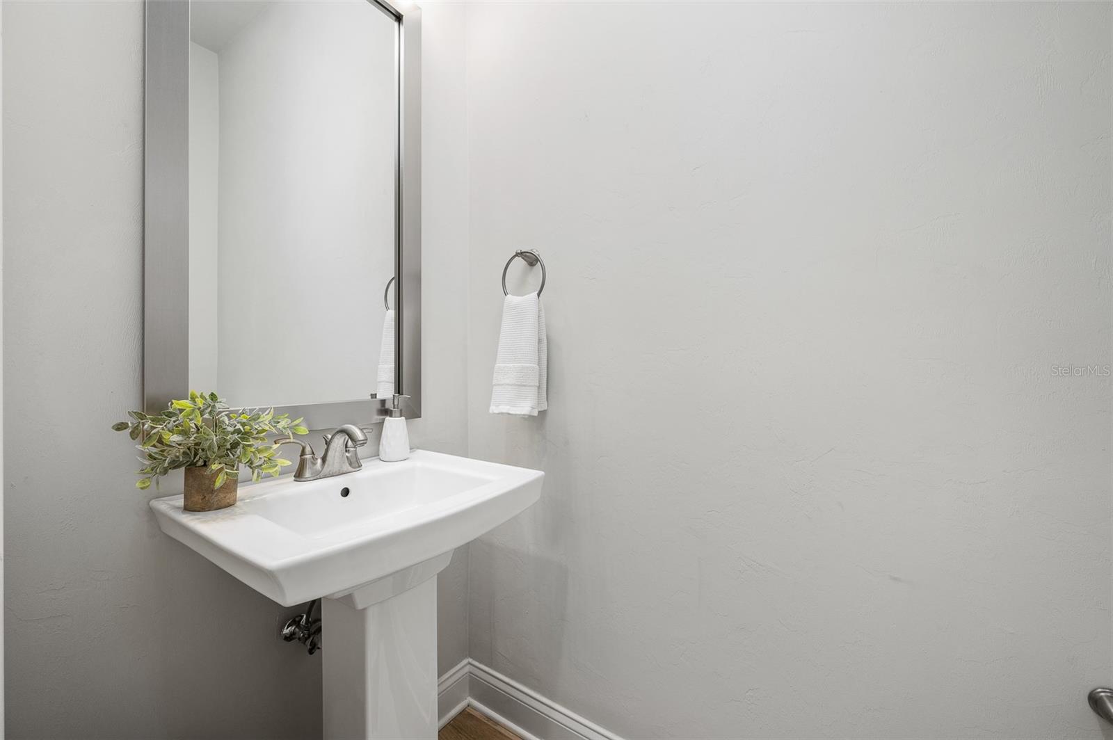 OAKMONT PH 3 PB 35 PG 60 - Residential