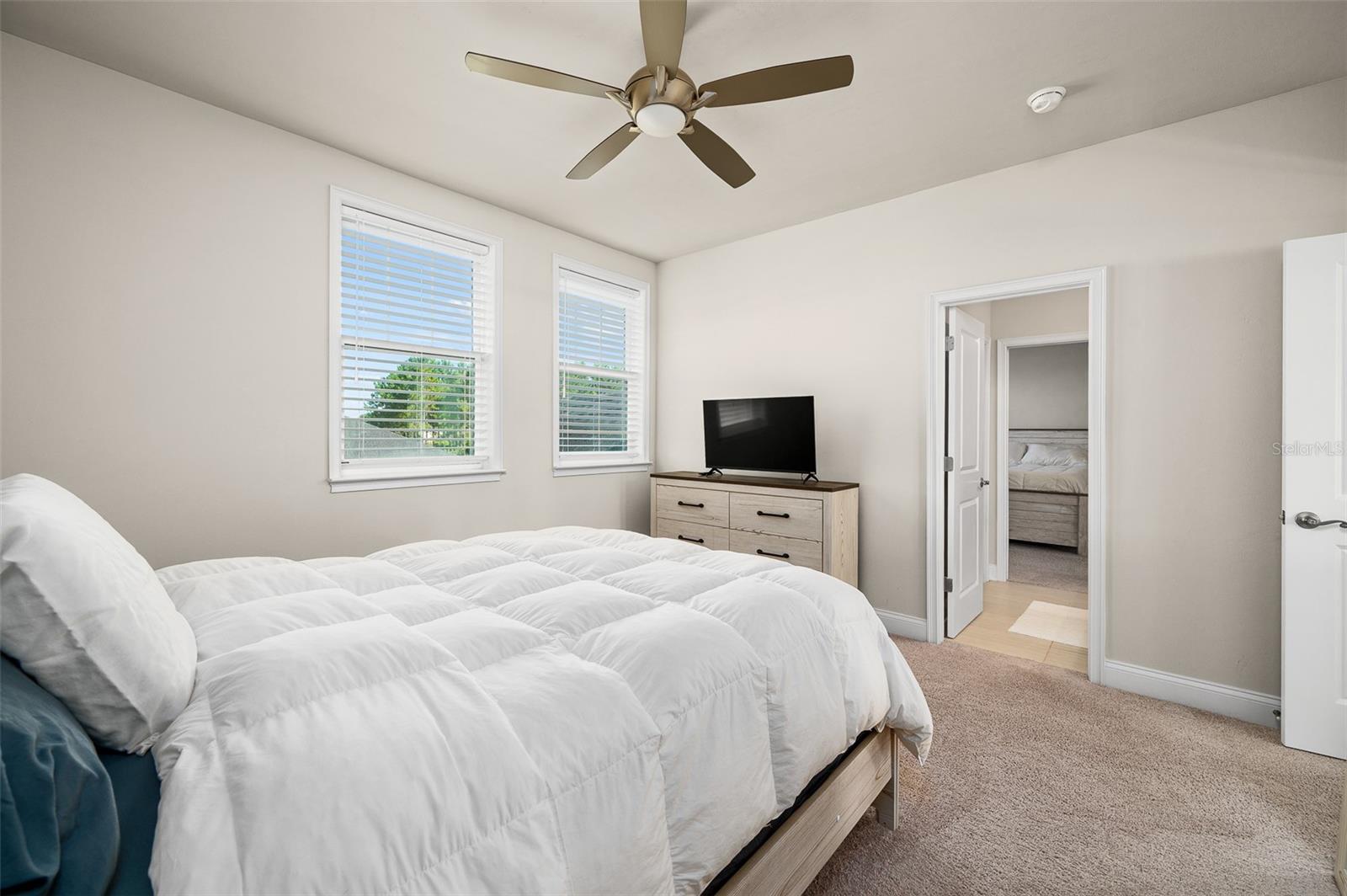 OAKMONT PH 3 PB 35 PG 60 - Residential
