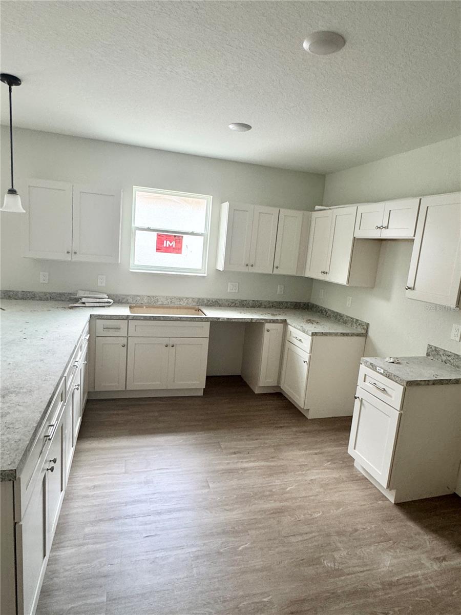 625 W 9TH STREET