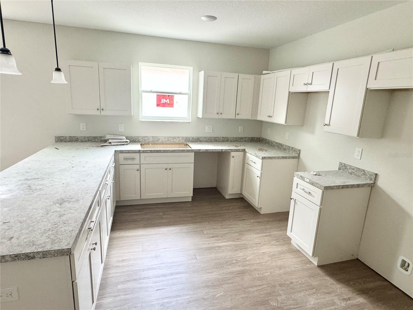 625 W 9TH STREET