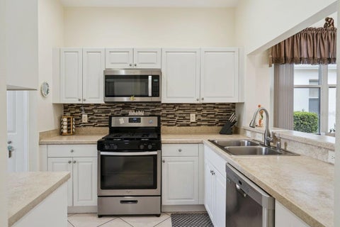 Tiny photo for 3019 Pinnacle Court, Clermont, FL 34711 (MLS # O6452852)
