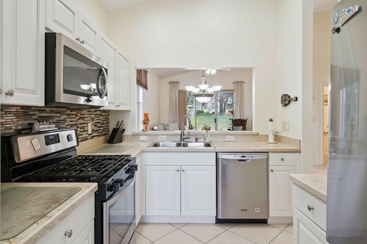 3019 PINNACLE COURT