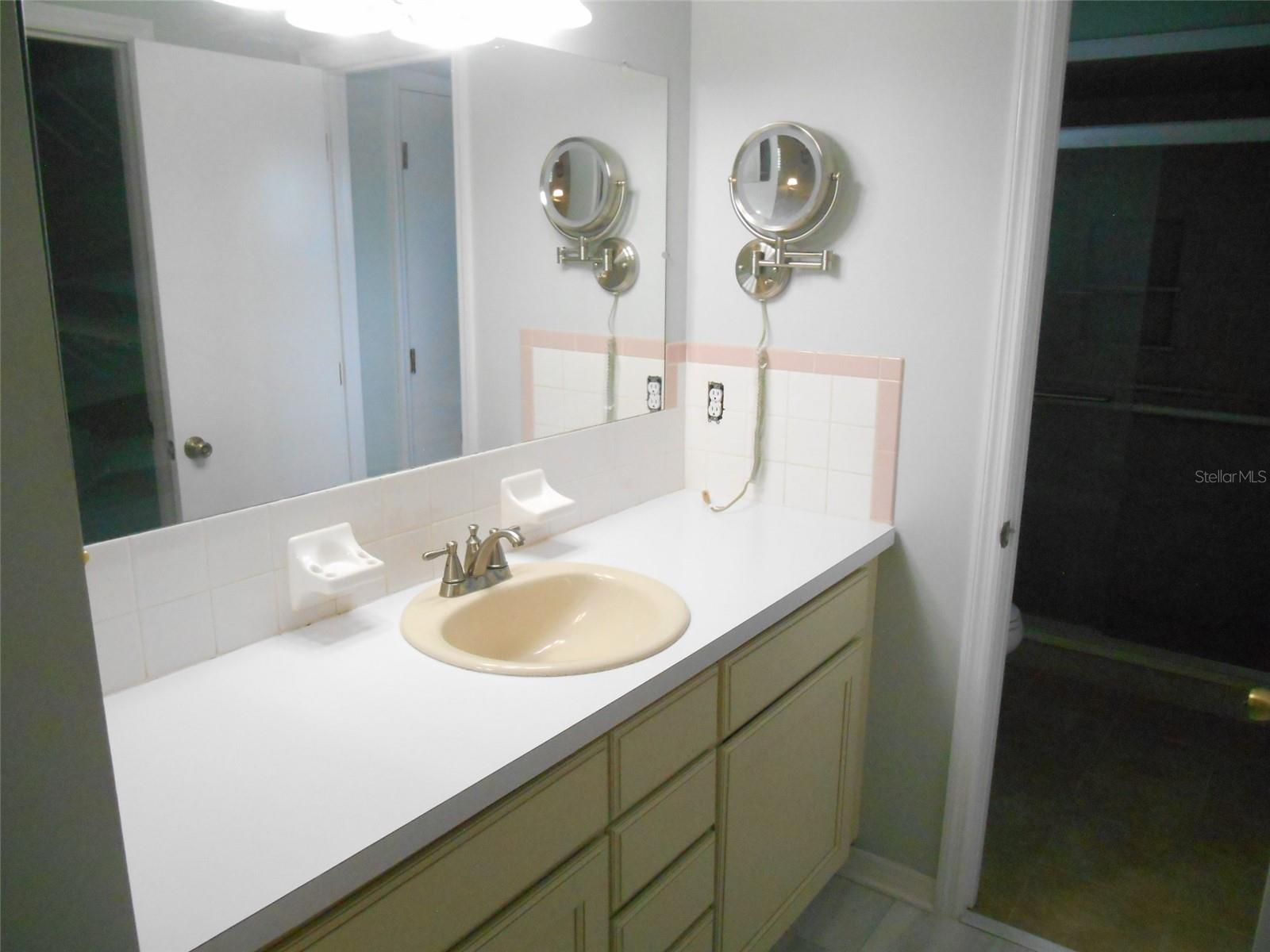 SPRUCE CRK SOUTH 08 - Residential Lease