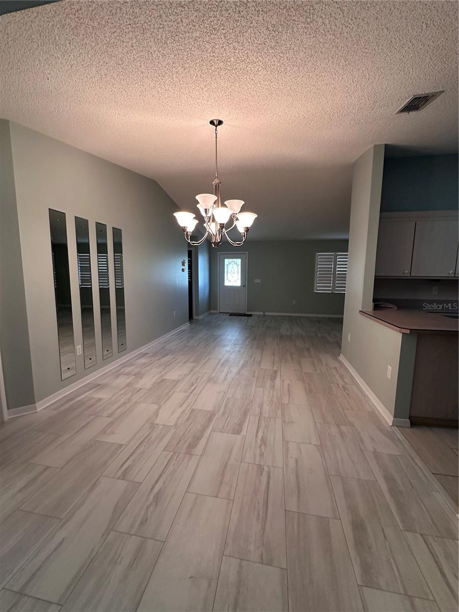 SPRUCE CRK SOUTH 08 - Residential Lease