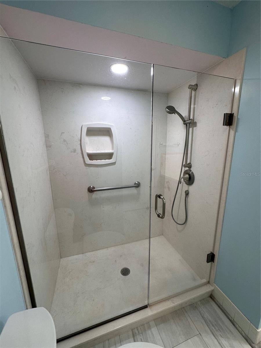 SPRUCE CRK SOUTH 08 - Residential Lease