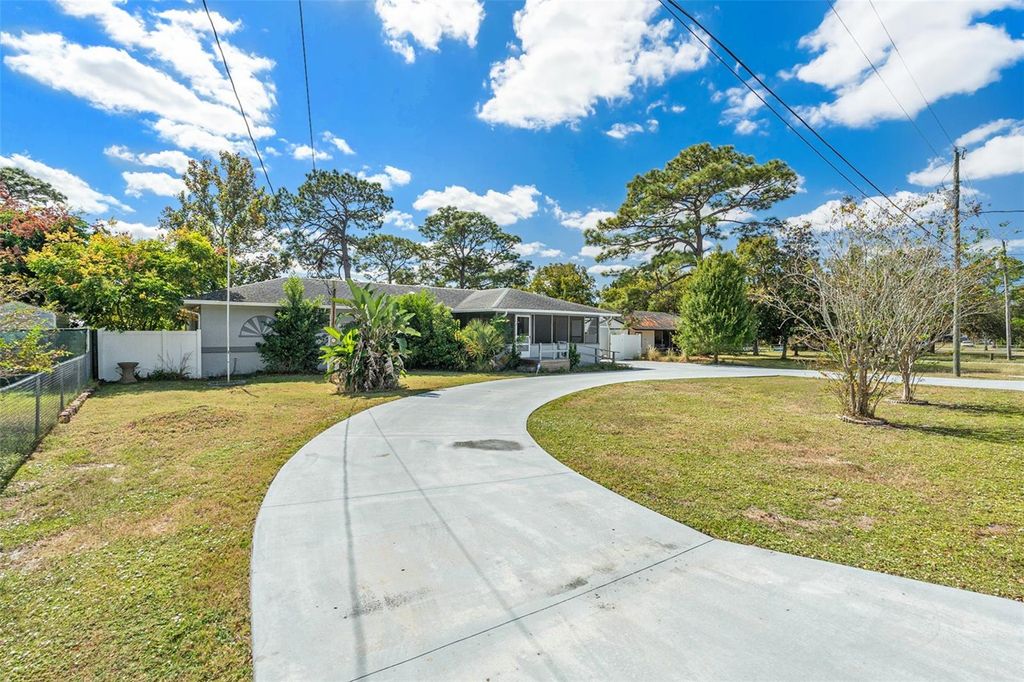 Photo of 9738 Ray Street, Hudson, FL 34669 (MLS # TB8439399)