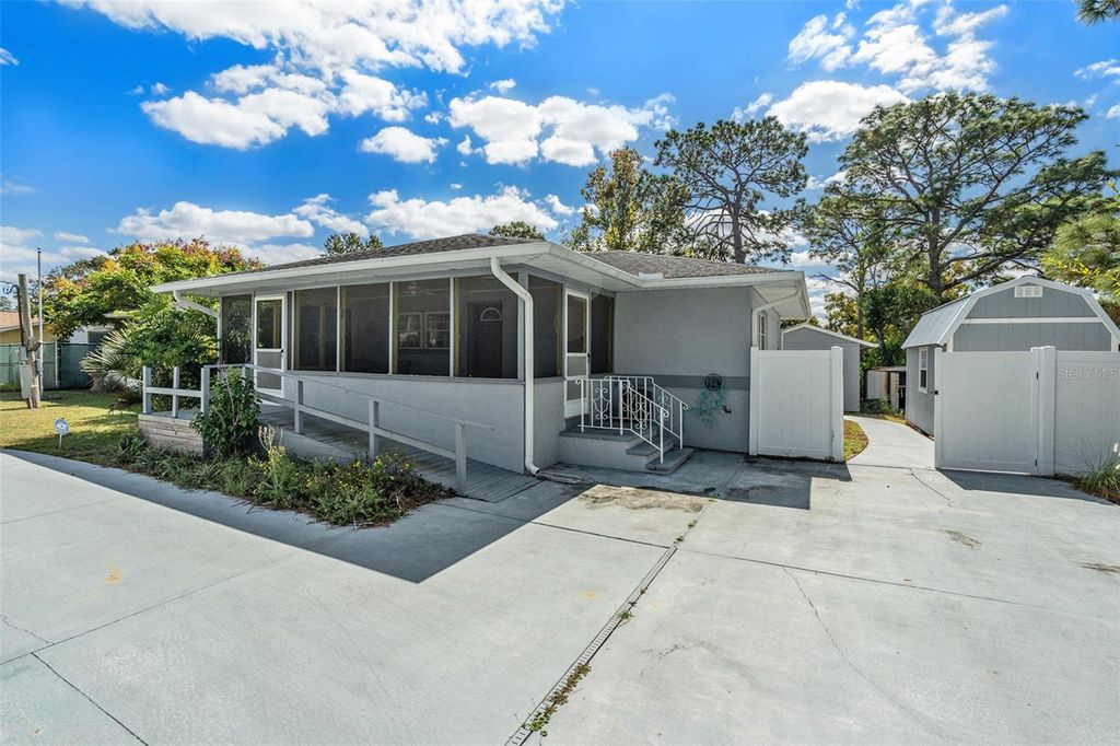 Photo of 9738 Ray Street, Hudson, FL 34669 (MLS # TB8439399)