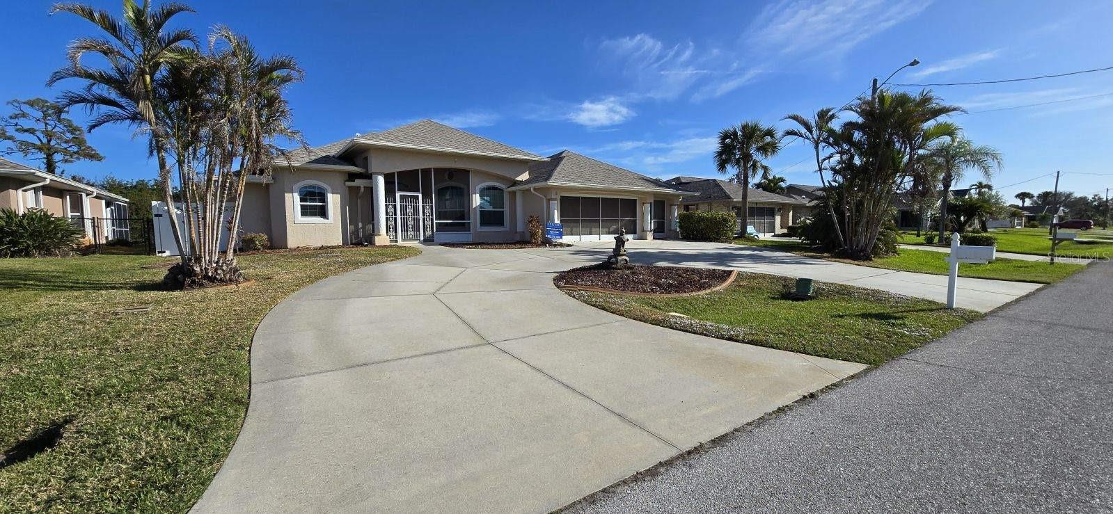 13 PEBBLE BEACH ROAD