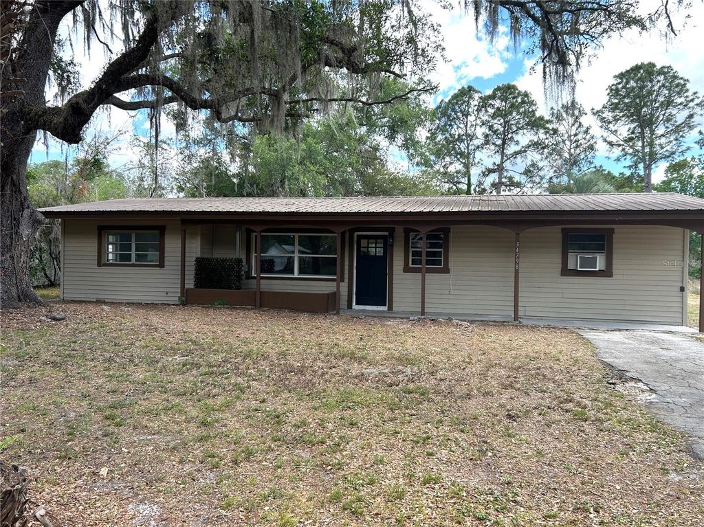 Photo of 34798 Evergreen Way, Dade City, FL 33523 (MLS # TB8501663)