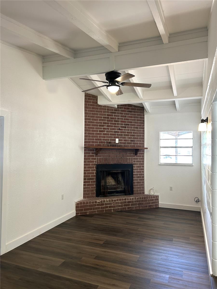 LAKEWOOD - Residential