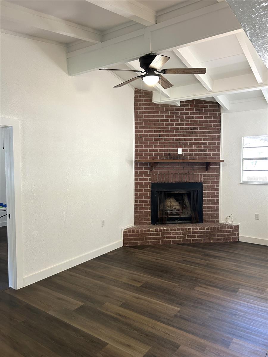 LAKEWOOD - Residential