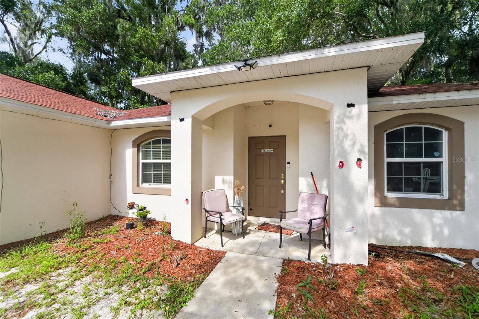 619 PINKNEY STREET