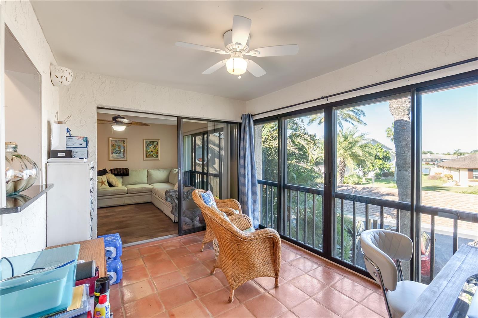 BAY HOLLOW - Residential