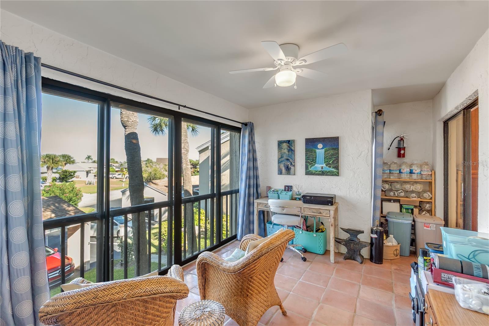 BAY HOLLOW - Residential