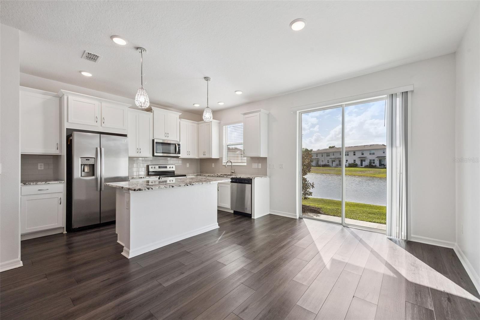 SPRING ISLE PALMS - Residential