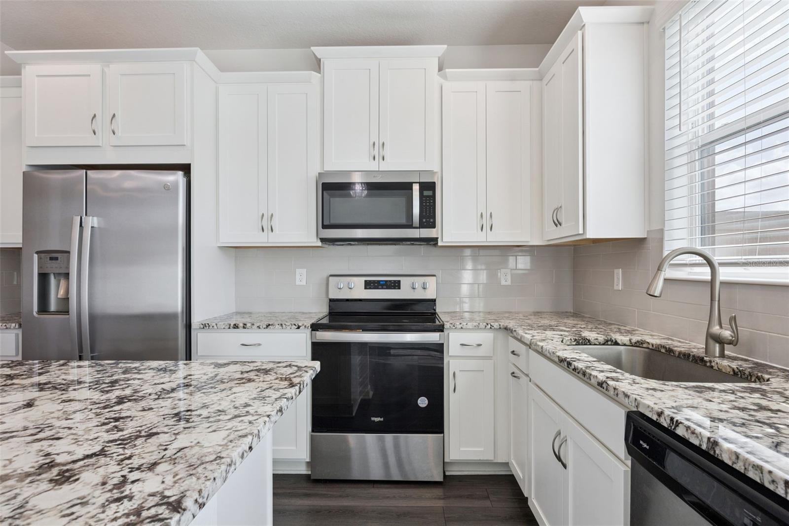 SPRING ISLE PALMS - Residential