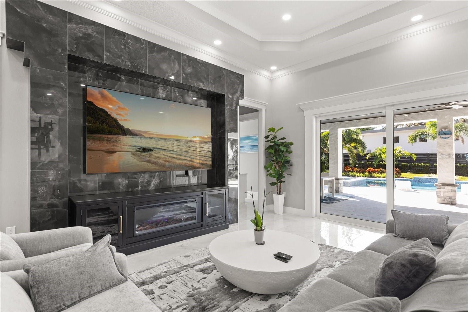 CAMPHORWOOD SHORES - Residential