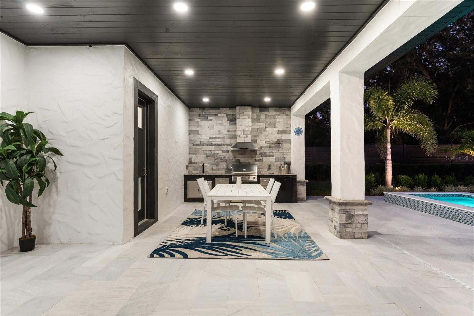 CAMPHORWOOD SHORES - Residential