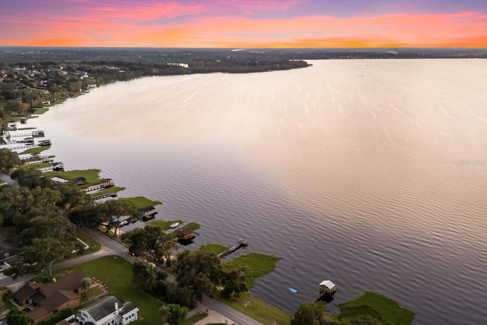 CAMPHORWOOD SHORES - Residential