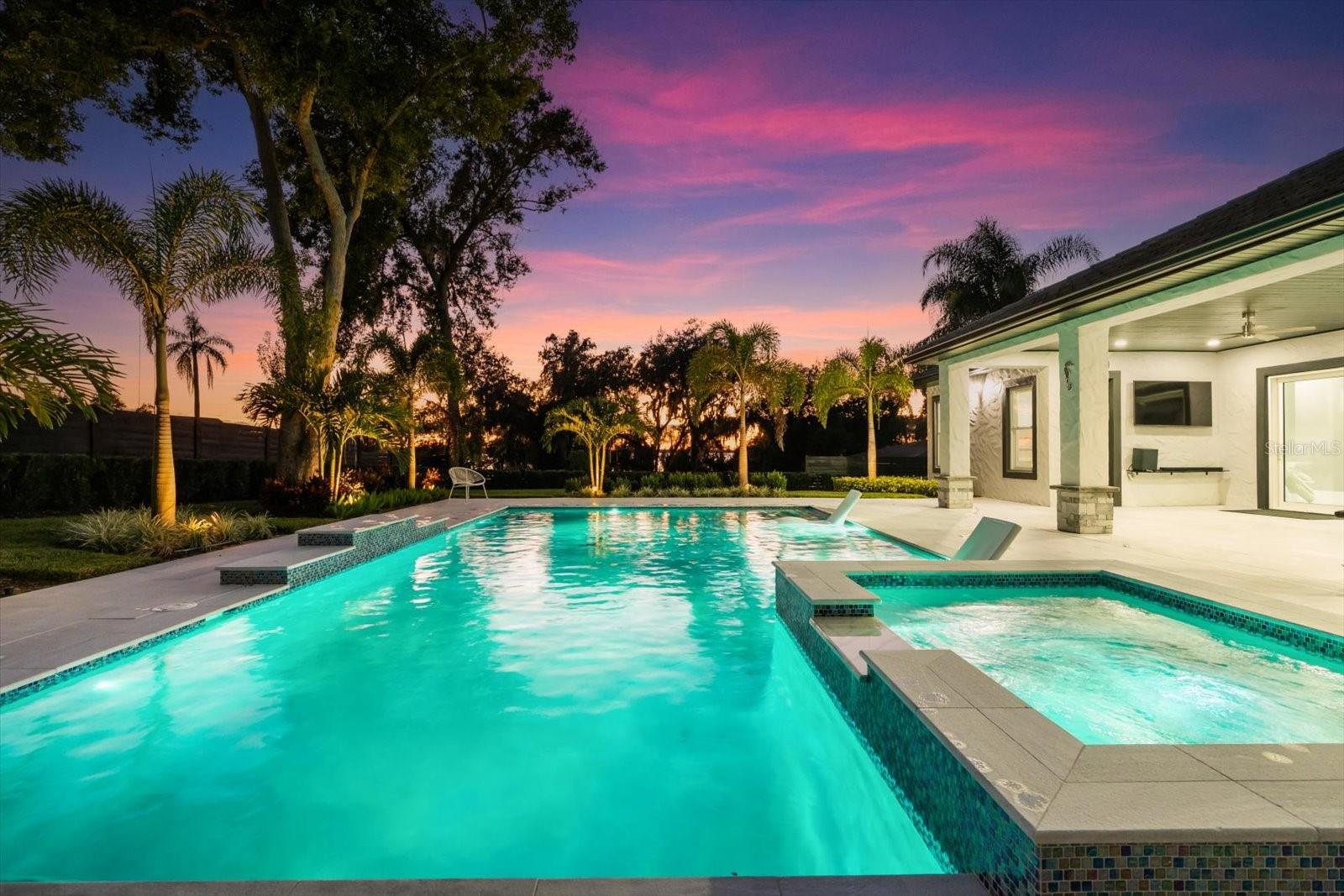 CAMPHORWOOD SHORES - Residential