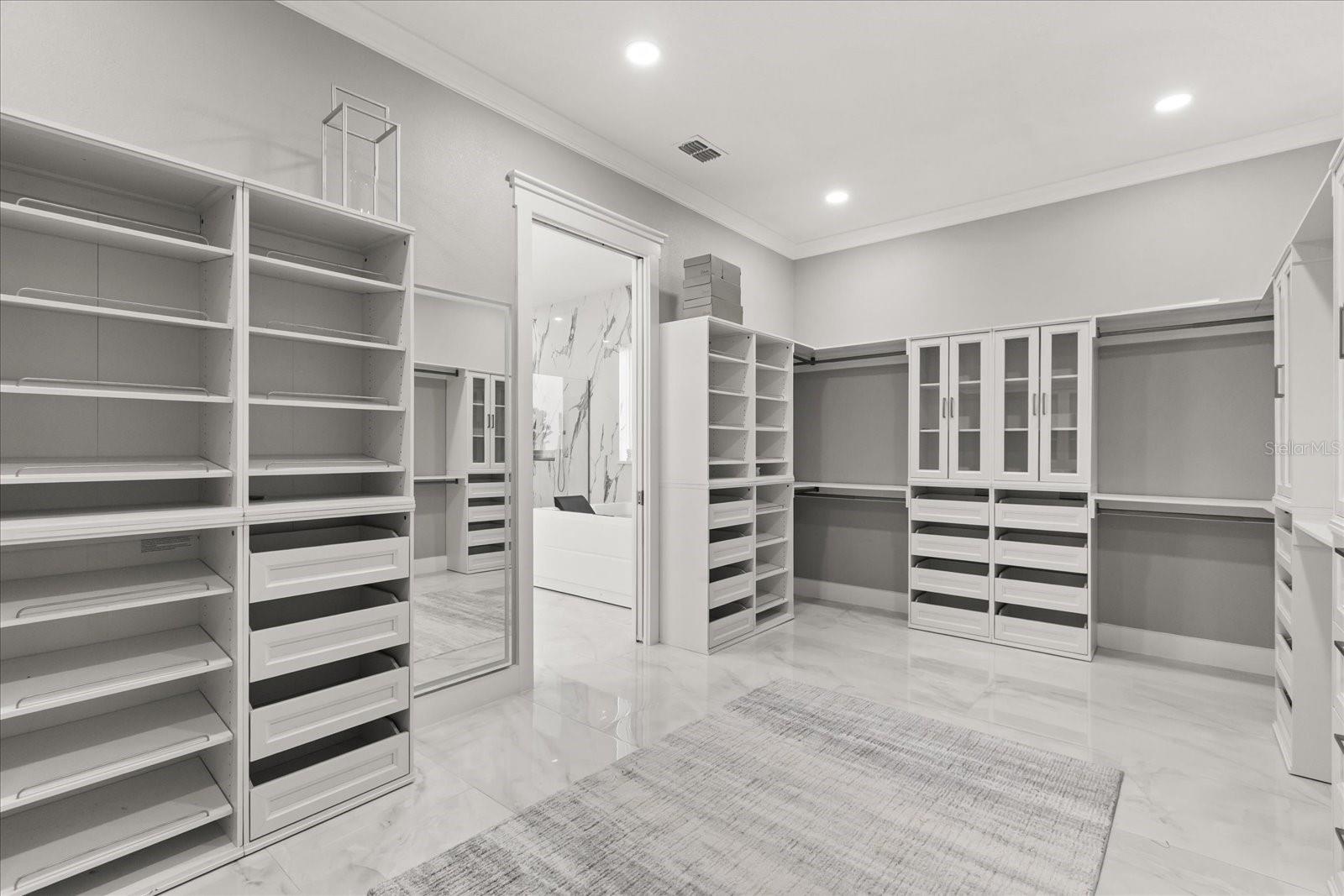 CAMPHORWOOD SHORES - Residential