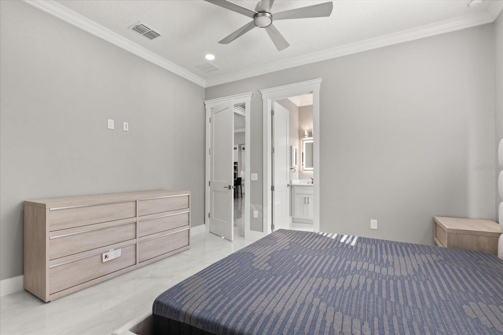 CAMPHORWOOD SHORES - Residential