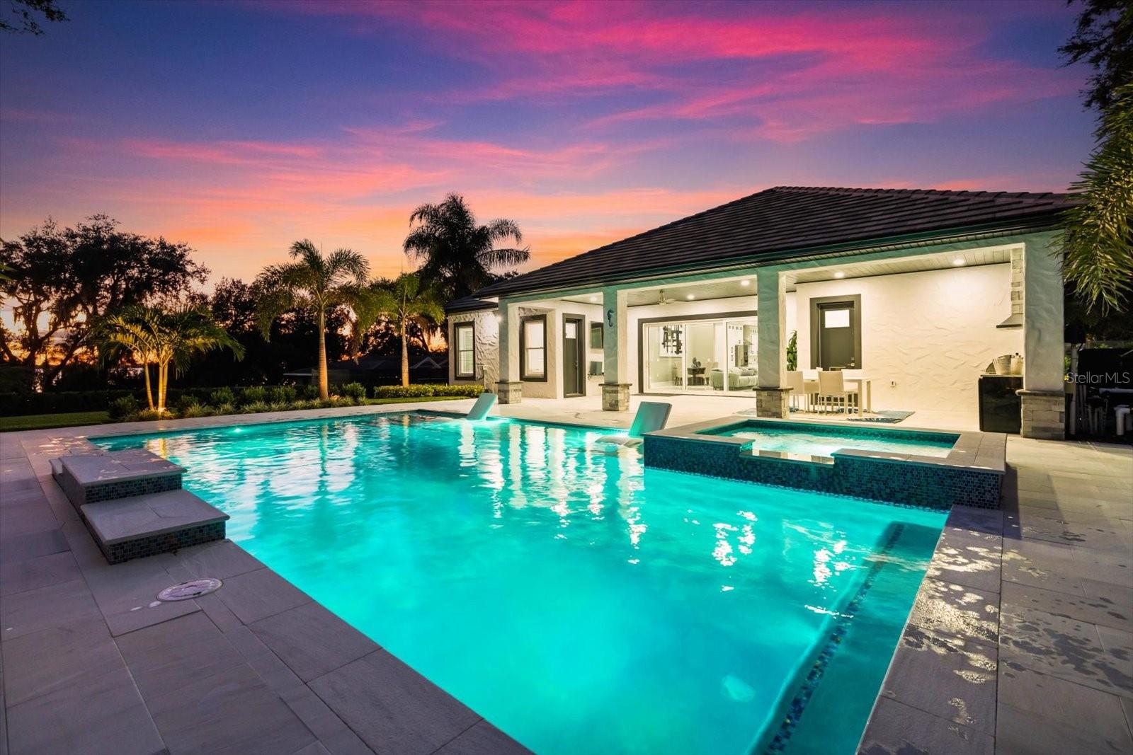 CAMPHORWOOD SHORES - Residential