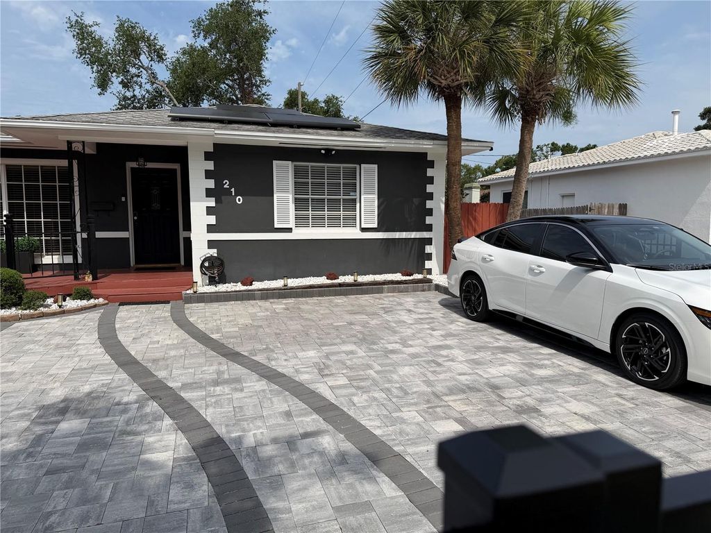 Photo of 210 49th Street N, St Petersburg, FL 33710 (MLS # TB8509908)