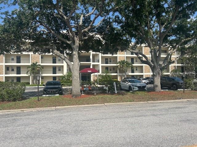 3 bedroom corner unit located in the Palm Aire Community. Enjoy the gorgeous view of the golf course from the second floor. Screen porch in back of unit where you can feel the cross breeze throughout the unit. Updated HVAC in 2022 and updated Water Heater in 2019. Perfect place to remodel and make your own. Immediate occupancy. Community pool across the street with a clubhouse to enjoy gatherings. Palm Aire Country Club memberships are optional. This club includes 2 golf courses, tennis courts, pickleball courts, padel, fitness center and a clubhouse with many events.