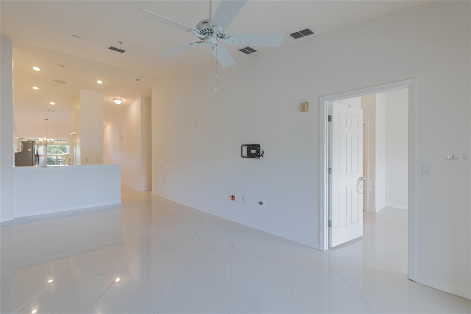 CANOPY WALK - Residential