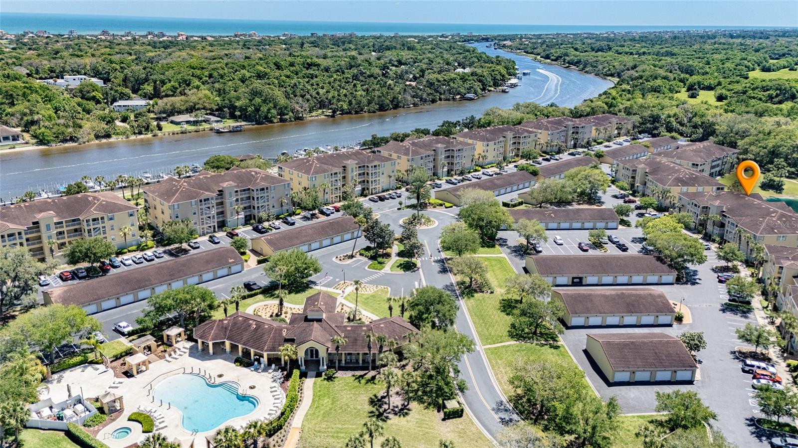 CANOPY WALK - Residential