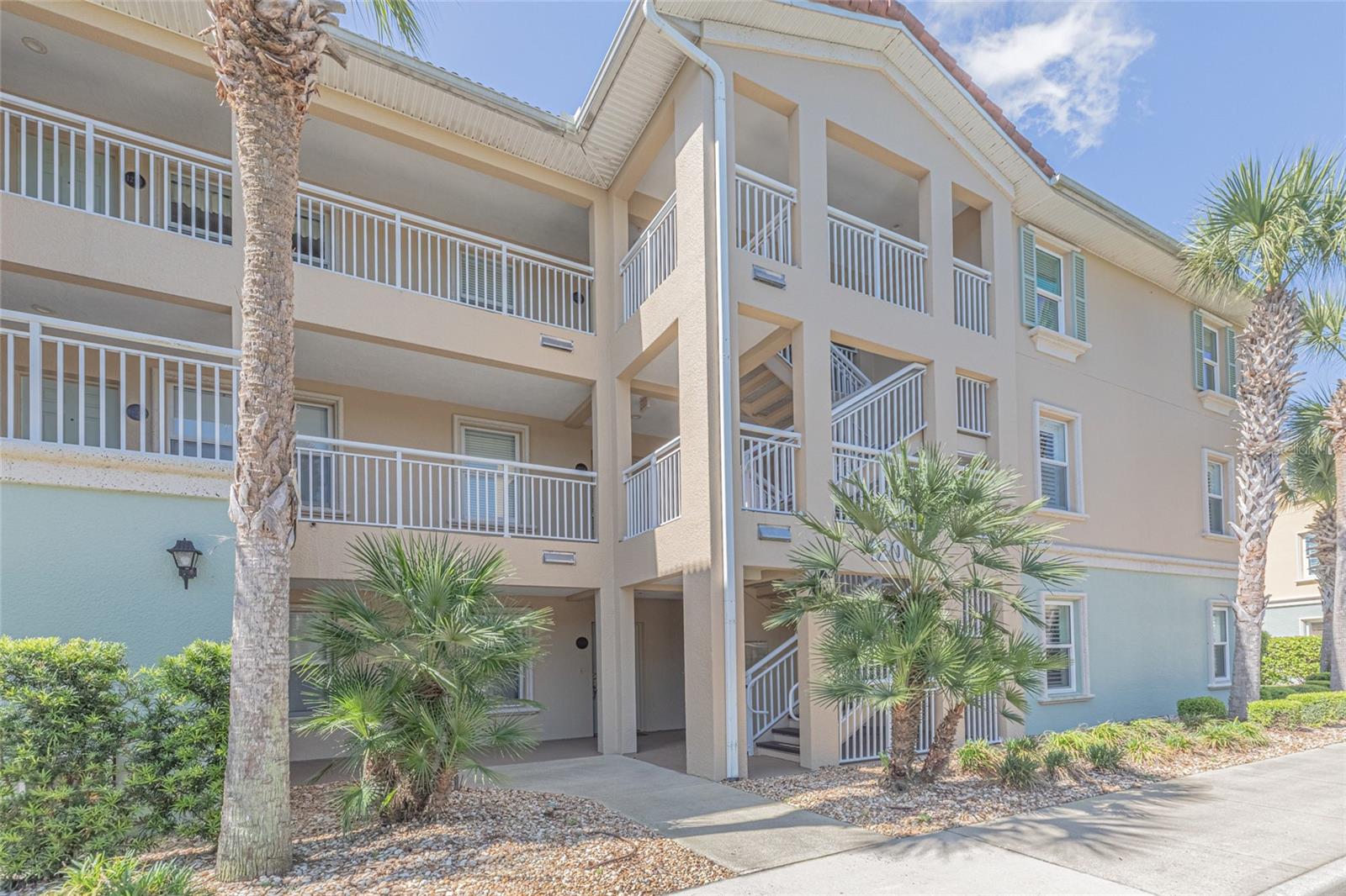 CANOPY WALK - Residential