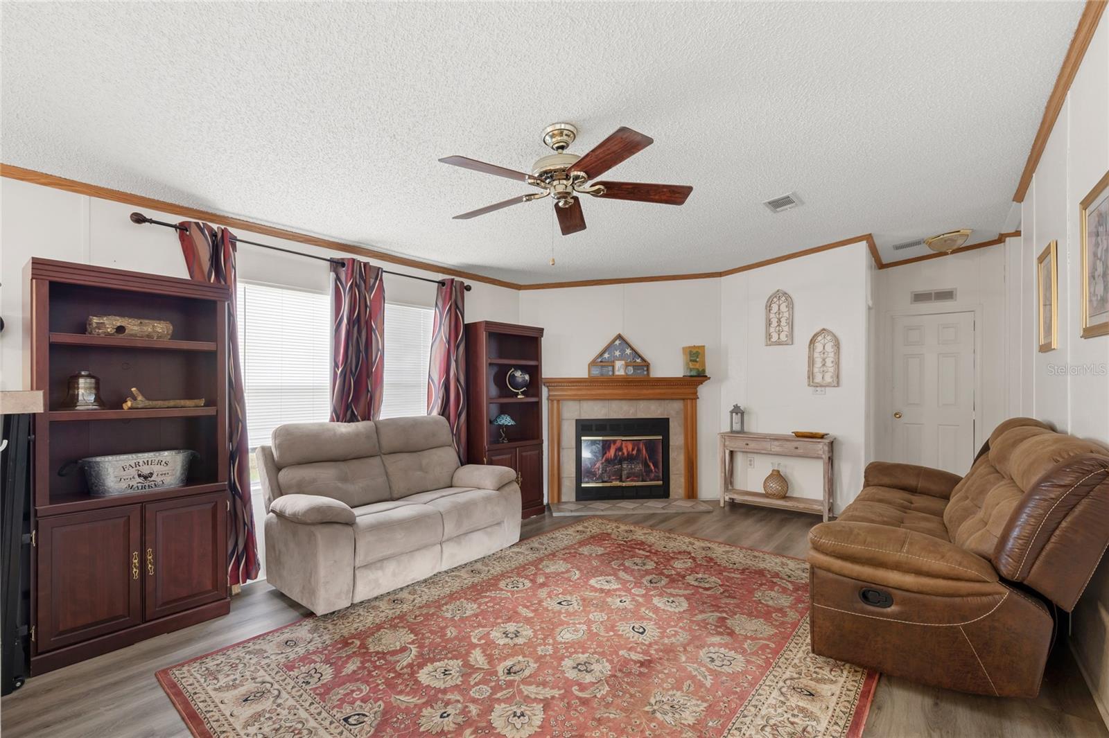 EAST ORLANDO ESTATES - Residential