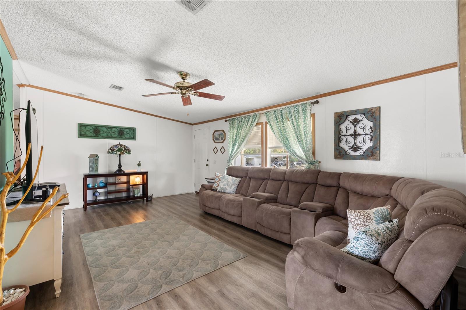 EAST ORLANDO ESTATES - Residential