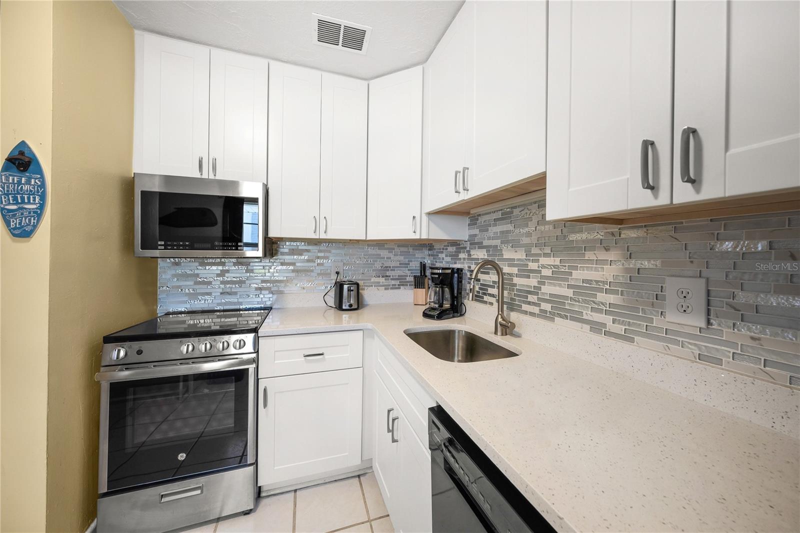 HIGH ACRES - Residential