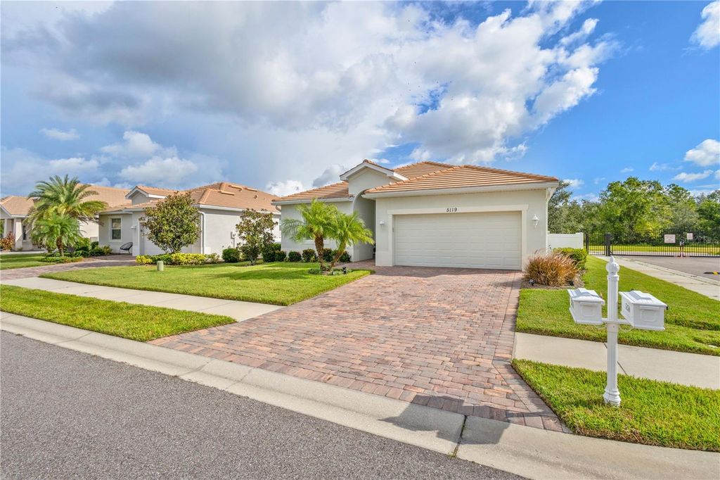 Photo of 5119 Grand Cypress Blvd, North Port, FL 34287 (MLS # C7513973)