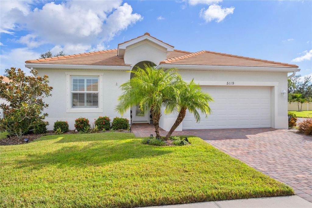 Photo of 5119 Grand Cypress Blvd, North Port, FL 34287 (MLS # C7513973)