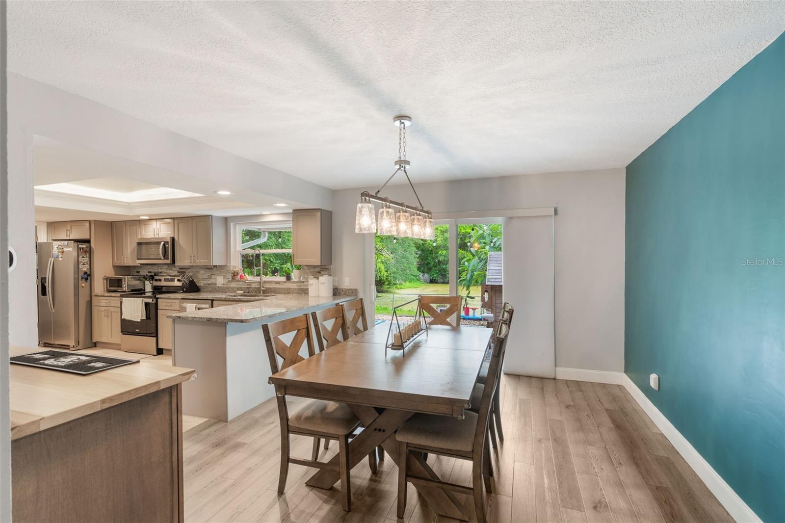 209 CARRIAGE HILL DRIVE