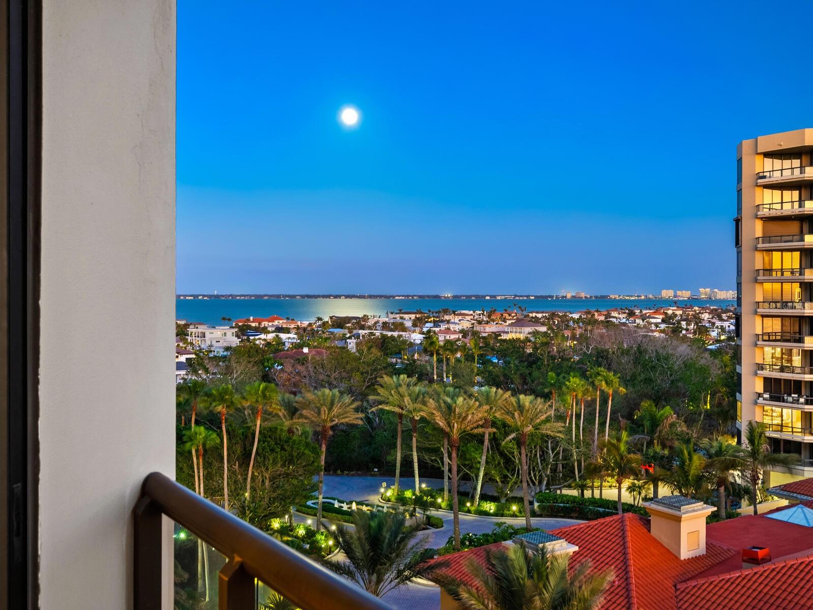 WATER CLUB 01 AT LONGBOAT KEY - Residential