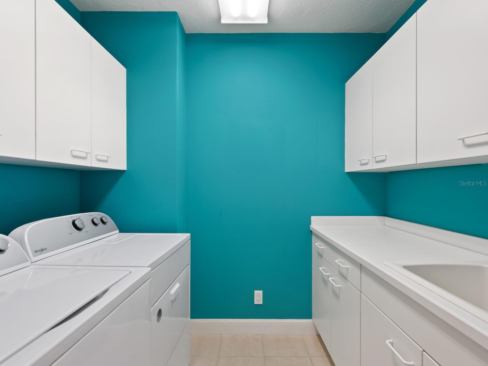 WATER CLUB 01 AT LONGBOAT KEY - Residential