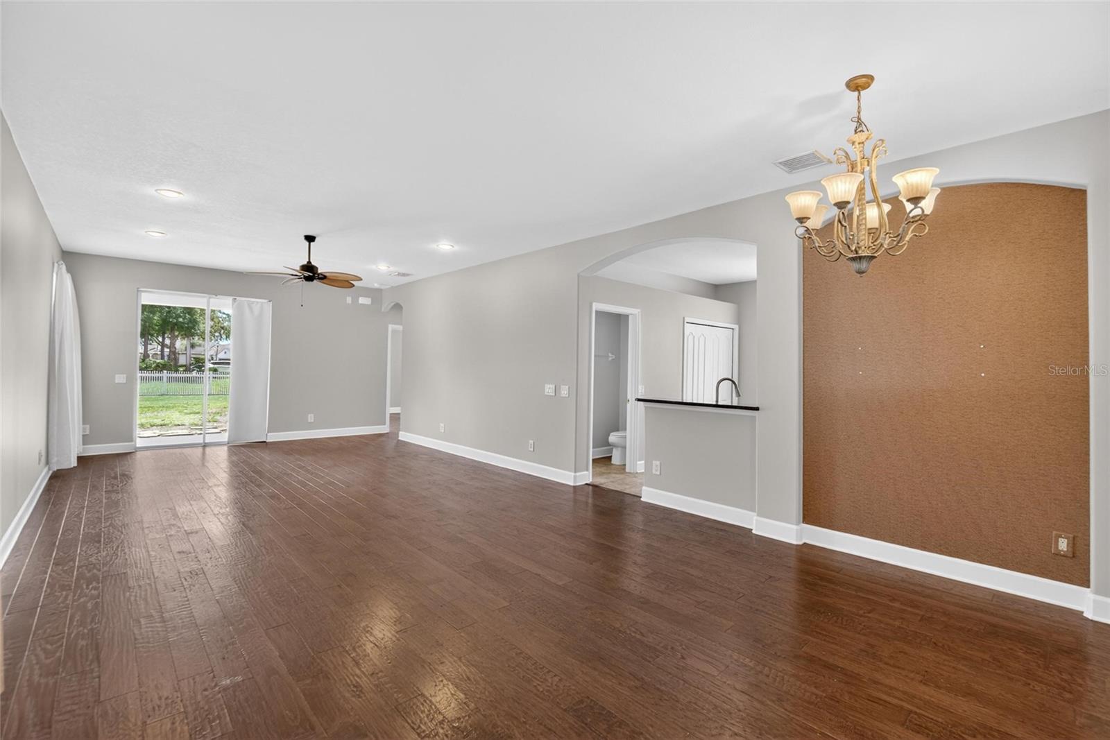 21040 GREEN WING COURT