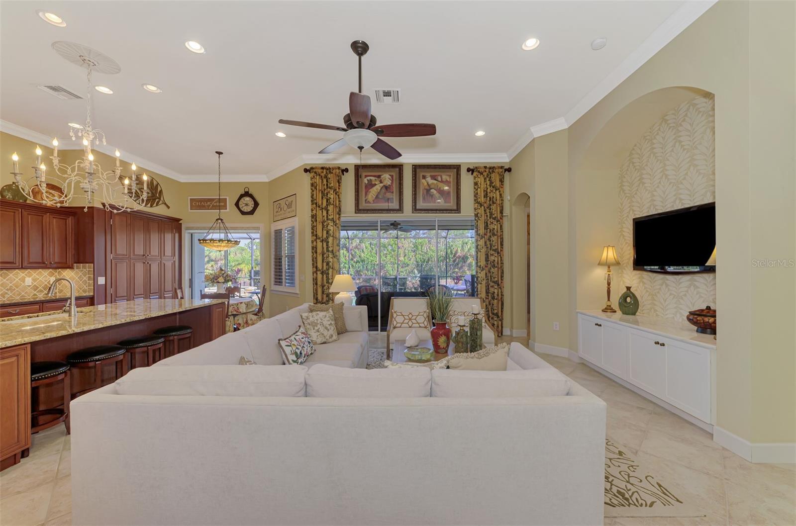 RIVERWOOD - Residential