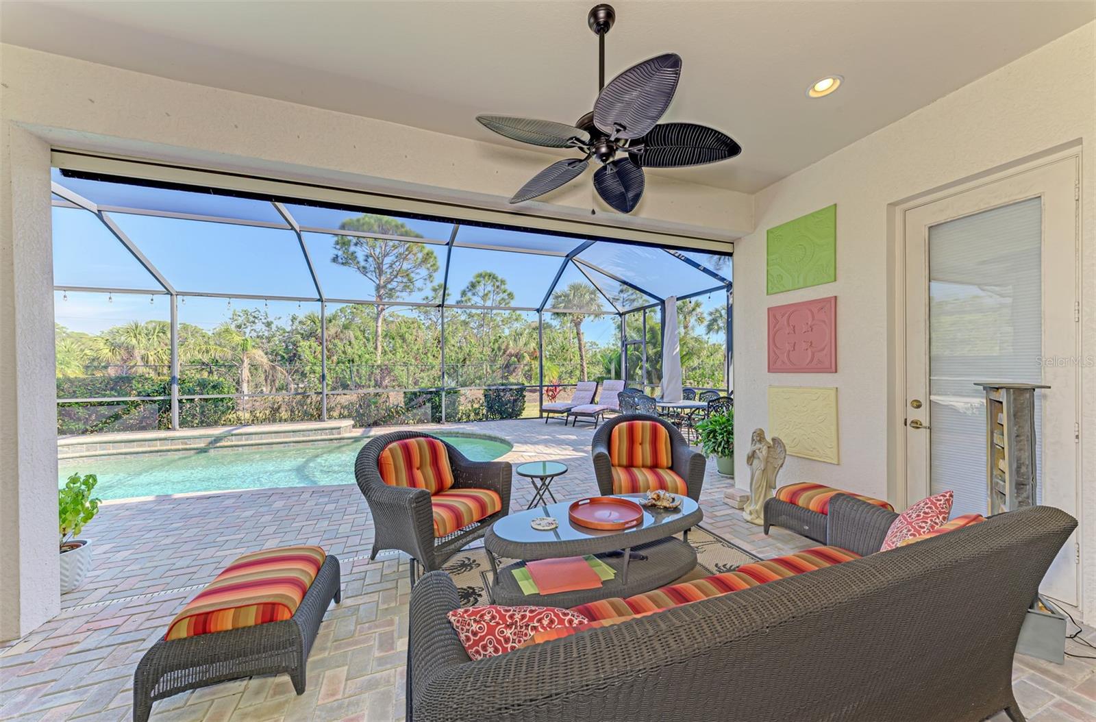 RIVERWOOD - Residential