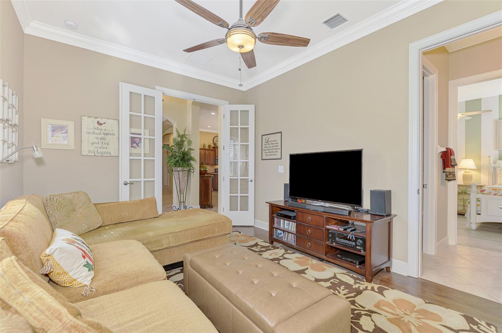 RIVERWOOD - Residential