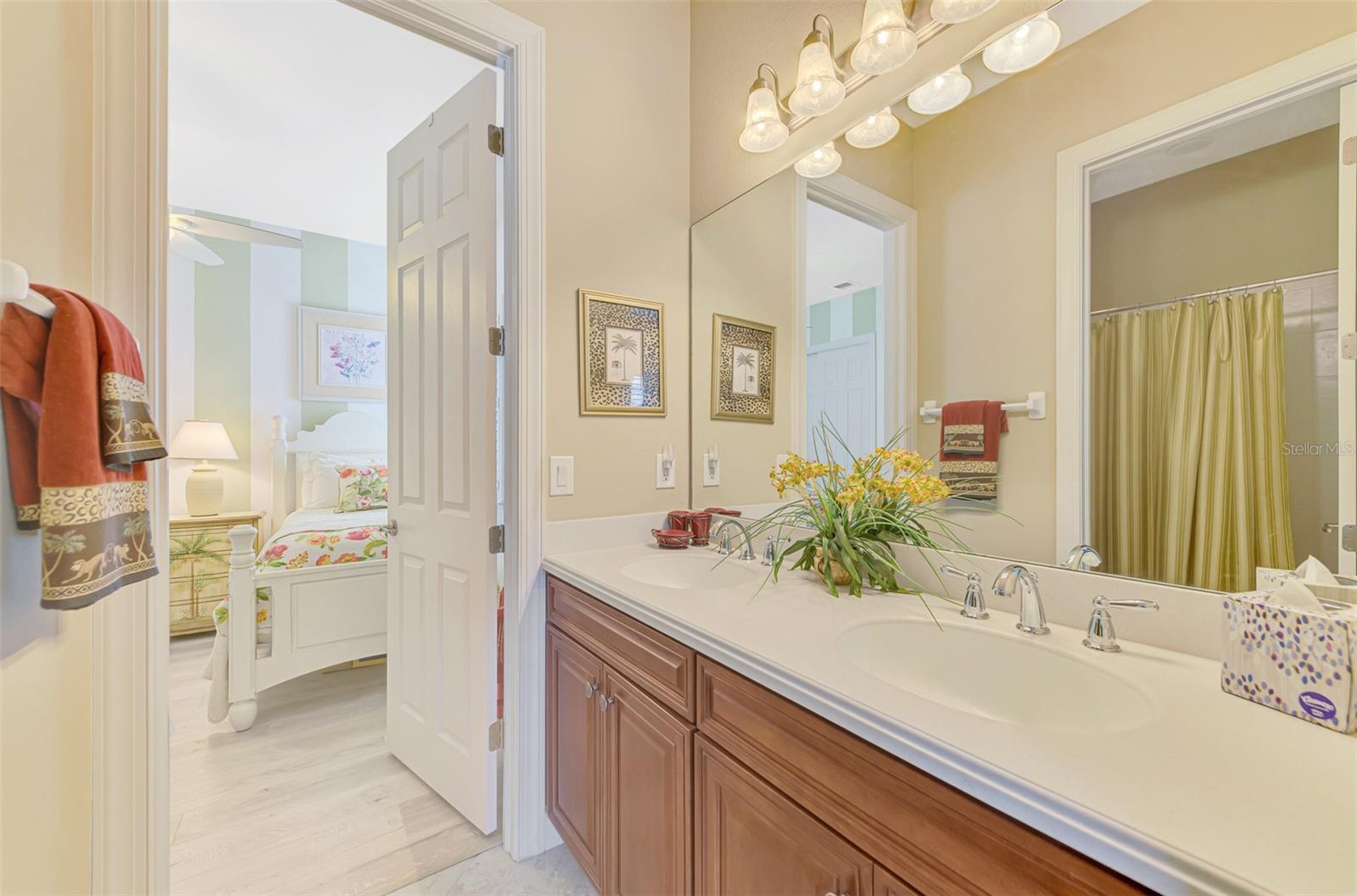 RIVERWOOD - Residential