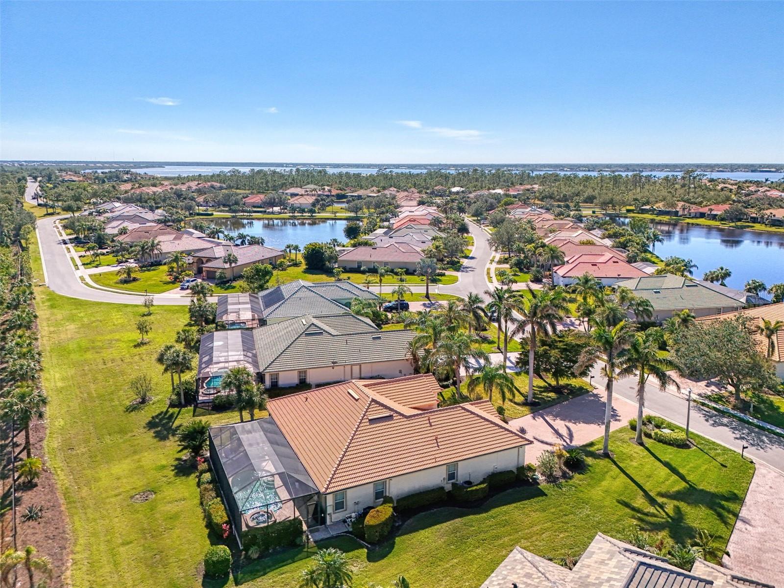 RIVERWOOD - Residential