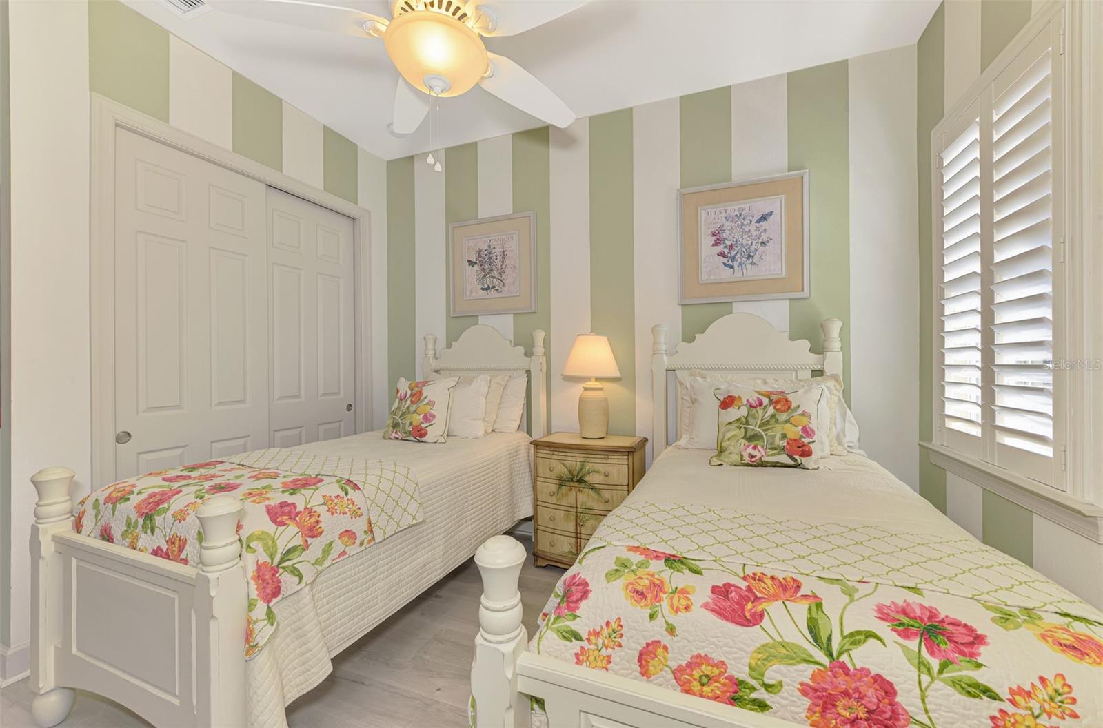 RIVERWOOD - Residential