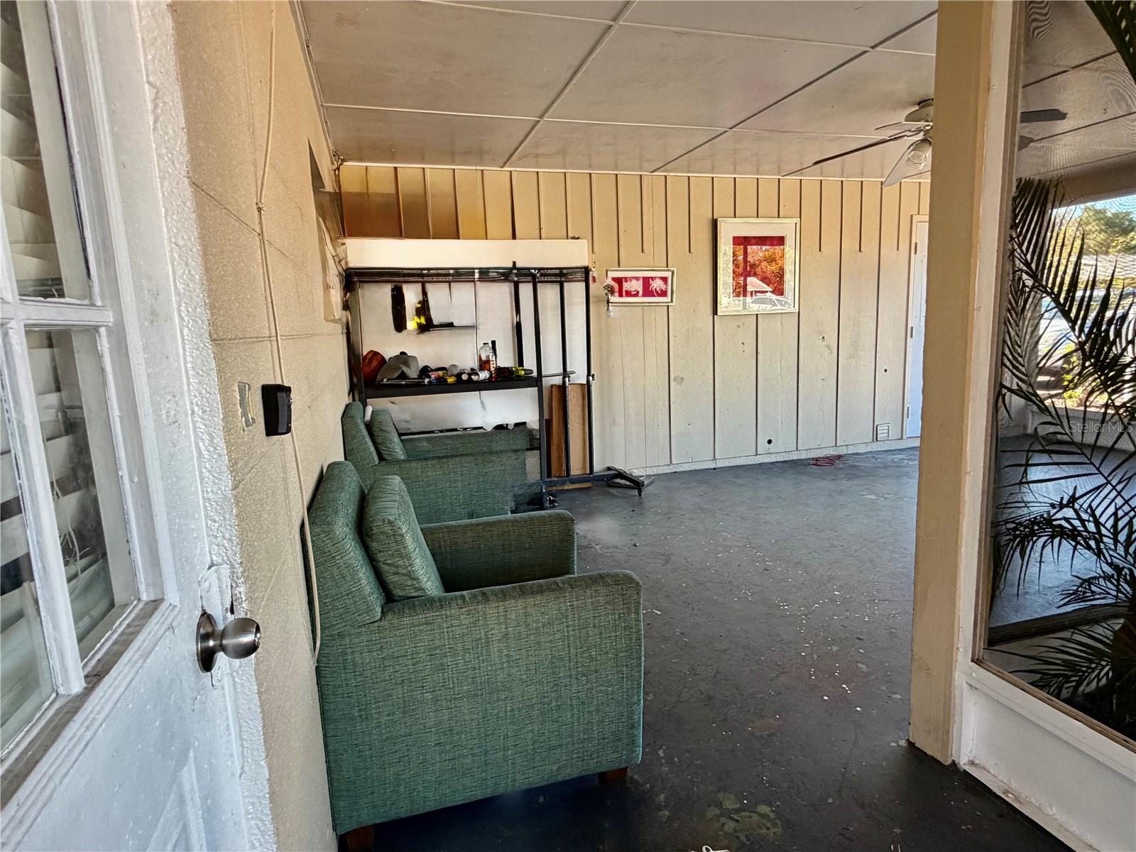 HOLIDAY HEIGHTS - Residential Income